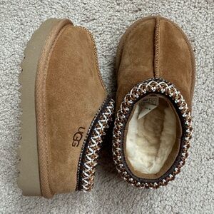 Toddler Uggs 7T